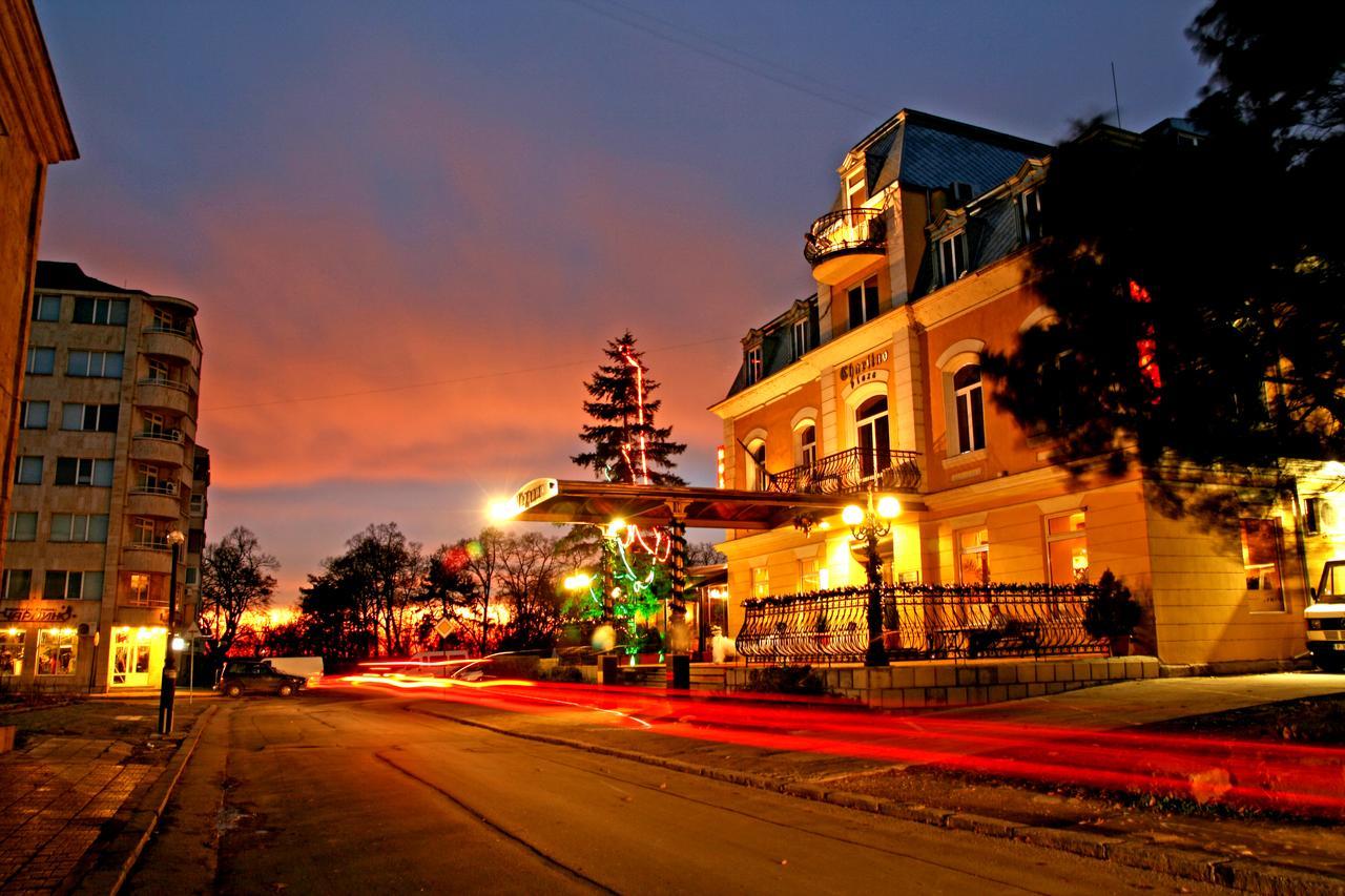 Charlino Plaza Hotel Ruse Exterior foto